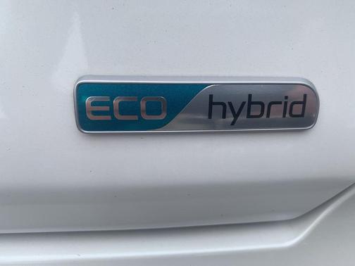 2017 Kia Niro LX