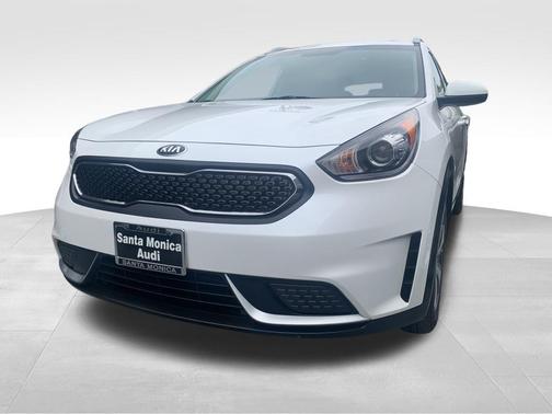 2017 Kia Niro LX