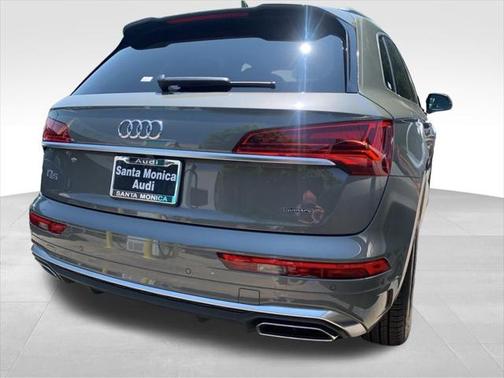 2024 Audi Q5 45 S line Premium