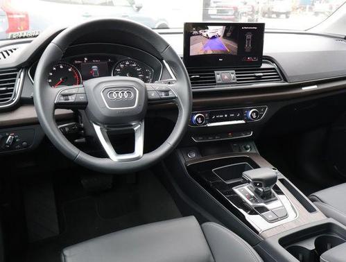 2024 Audi Q5 45 S line Premium