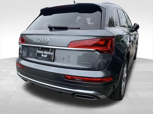 2022 Audi Q5 45 S line Premium Plus