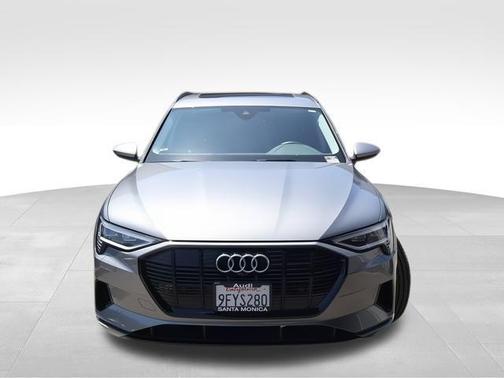 2023 Audi e-tron Premium quattro