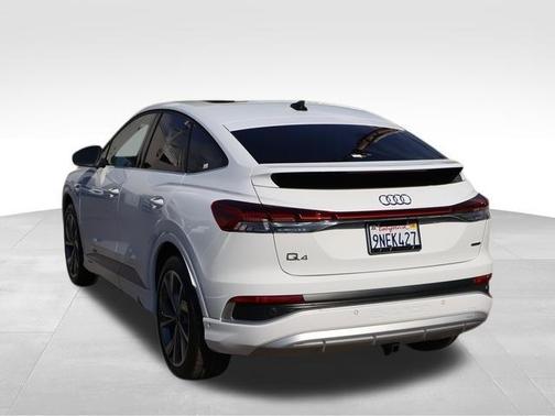 2024 Audi Q4 e-tron Sportback Premium Plus 55 quattro