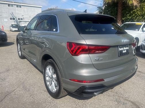 2022 Audi Q3 45 S line Premium Plus