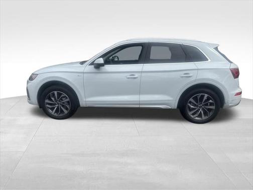 2024 Audi Q5 45 S line Premium