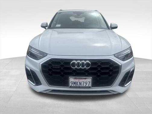 2024 Audi Q5 45 S line Premium