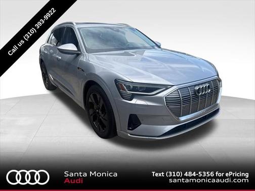 2022 Audi e-tron Premium