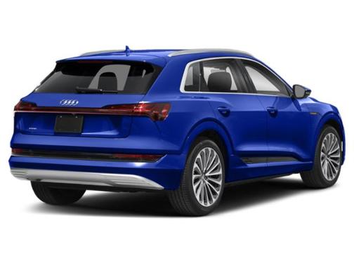2022 Audi e-tron Premium Plus