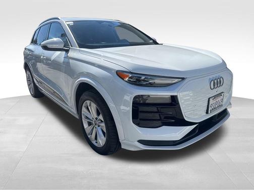2025 Audi Q6 e-tron Premium