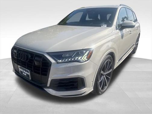 2022 Audi Q7 55 Prestige
