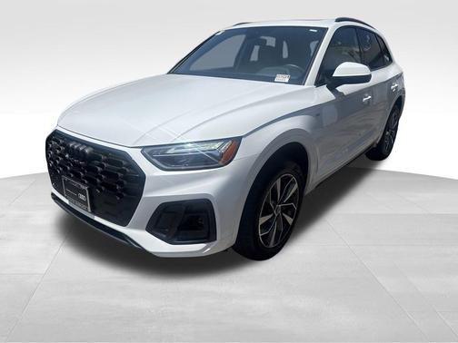 2024 Audi Q5 45 S line Premium