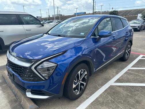 Sapphire Blue 2024 Kia Sportage EX