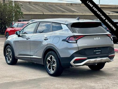 2024 Kia Sportage LX