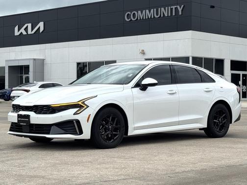2025 Kia K5 LXS