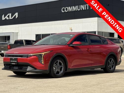 2025 Kia K4 LXS