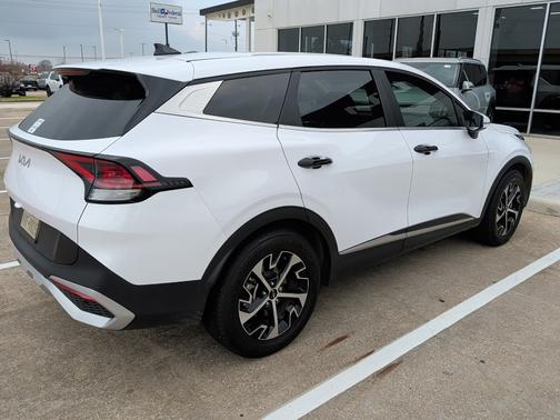 2025 Kia Sportage EX