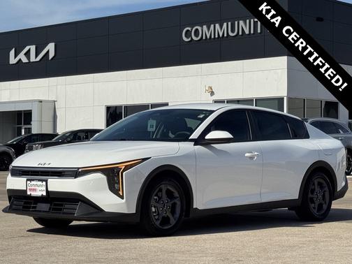 2025 Kia K4 LXS