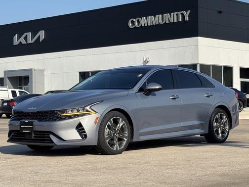2022 Kia K5 EX
