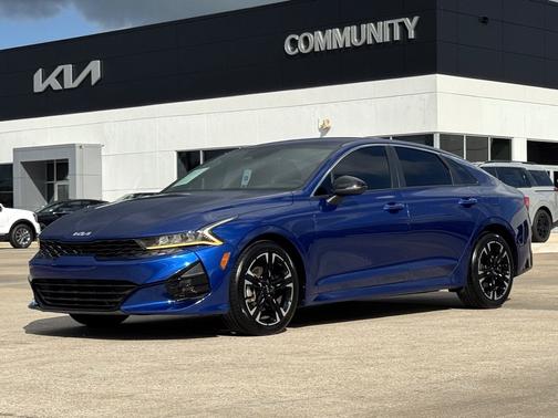 2022 Kia K5 GT-Line