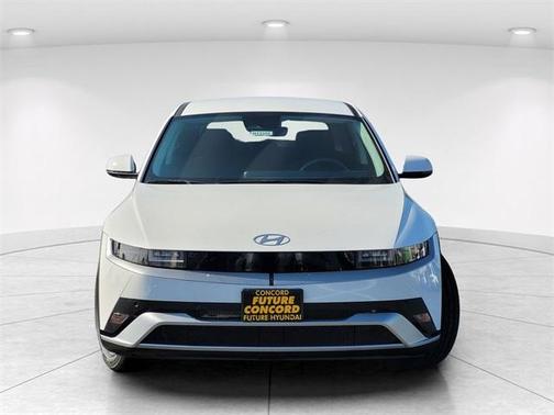 2026 Hyundai IONIQ 5 SE