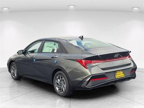 2026 Hyundai ELANTRA HEV Blue