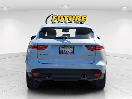 2019 Jaguar F-PACE 25t Prestige