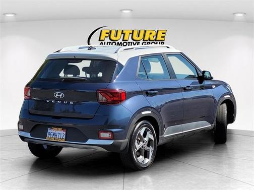 2023 Hyundai VENUE Limited