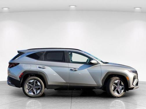 2025 Hyundai TUCSON Plug-In Hybrid SEL