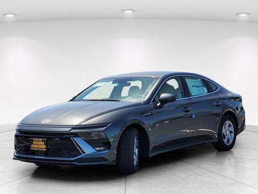 Portofino Gray 2026 Hyundai SONATA SE
