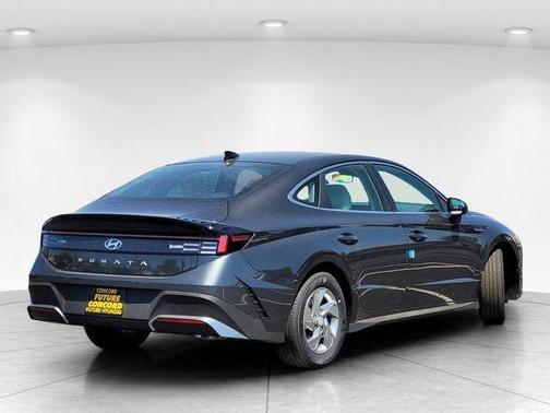 Portofino Gray 2026 Hyundai SONATA SE
