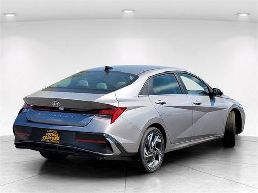 2025 Hyundai ELANTRA HEV Limited