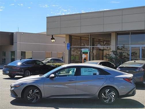 2025 Hyundai ELANTRA HEV Limited