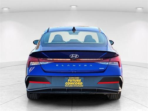 2026 Hyundai ELANTRA HEV SEL Sport