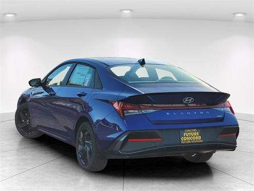 2026 Hyundai ELANTRA HEV SEL Sport