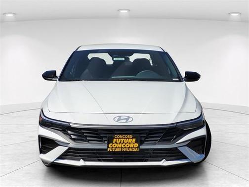 2025 Hyundai ELANTRA HEV SEL Sport