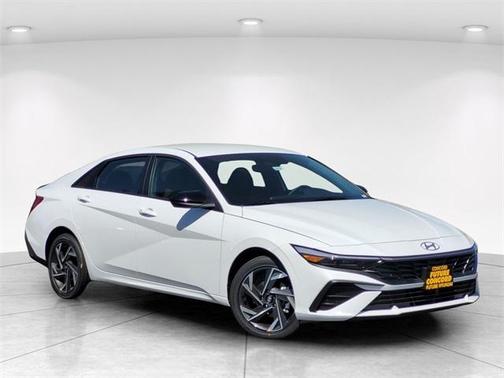 2025 Hyundai ELANTRA HEV SEL Sport