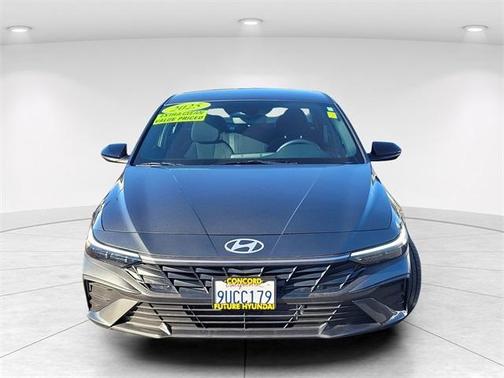 2025 Hyundai ELANTRA HEV SEL