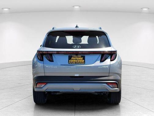 Shimmering Silver 2026 Hyundai TUCSON Hybrid Limited