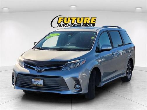 2020 Toyota Sienna Limited Premium