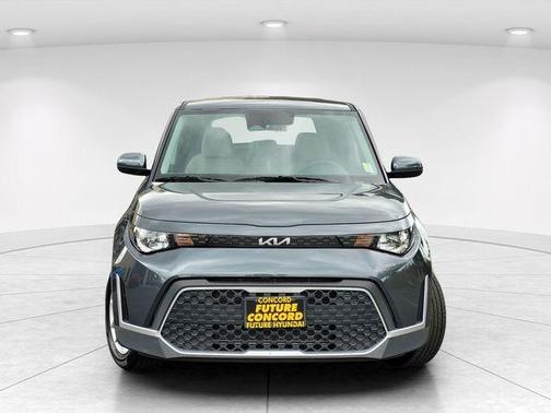 Gray 2025 Kia Soul LX