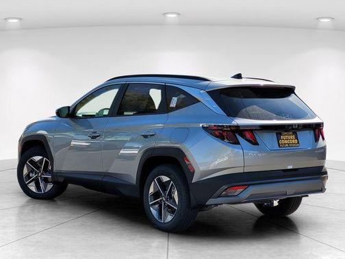 2025 Hyundai TUCSON Plug-In Hybrid SEL