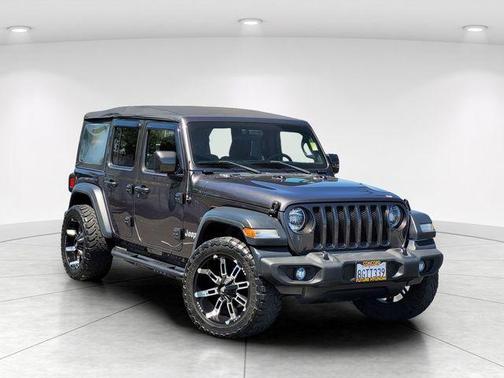 Granite Crystal Clearcoat Metallic 2018 Jeep Wrangler Unlimited Sport