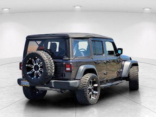 Granite Crystal Clearcoat Metallic 2018 Jeep Wrangler Unlimited Sport