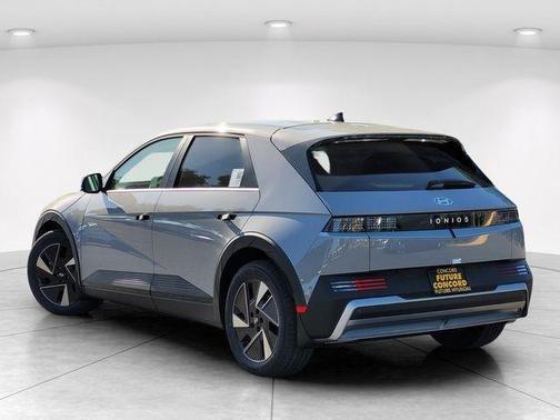 Cyber Gray 2026 Hyundai IONIQ 5 SEL