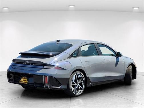 2025 Hyundai IONIQ 6 SEL