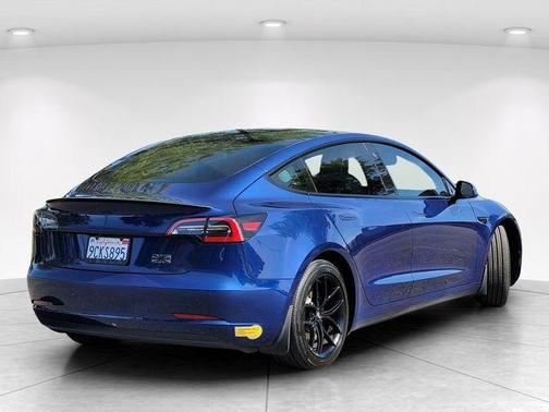 Blue 2022 Tesla Model 3 Performance