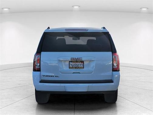 2016 GMC Yukon XL SLE