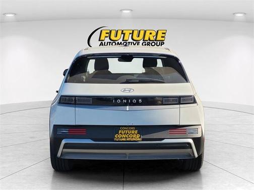 2025 Hyundai IONIQ 5 SEL