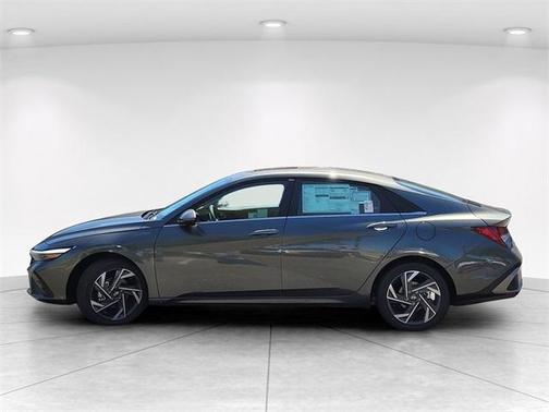 2025 Hyundai ELANTRA HEV Limited