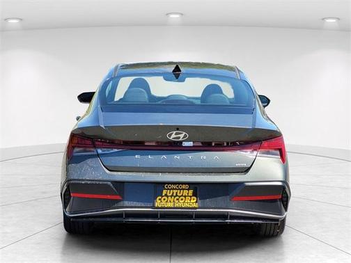 2025 Hyundai ELANTRA HEV Limited